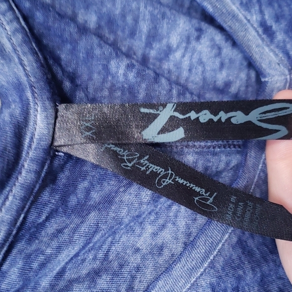 Seven7 Cold Shoulder Lightweight Tee Blue sheer burnout pocket XXL - Picture 3 of 6